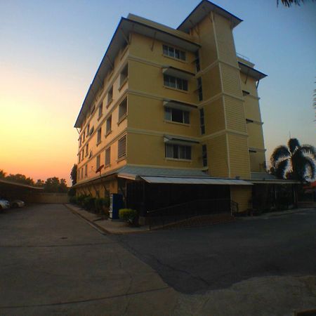 Seksub Place Ban Han Tra Fang Nua Exterior photo